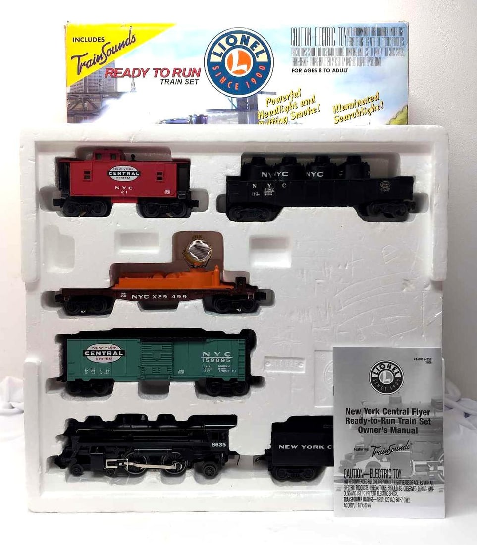 Modern Lionel O Gauge 30016 NYC Flyer steam freight set (1 of 5)