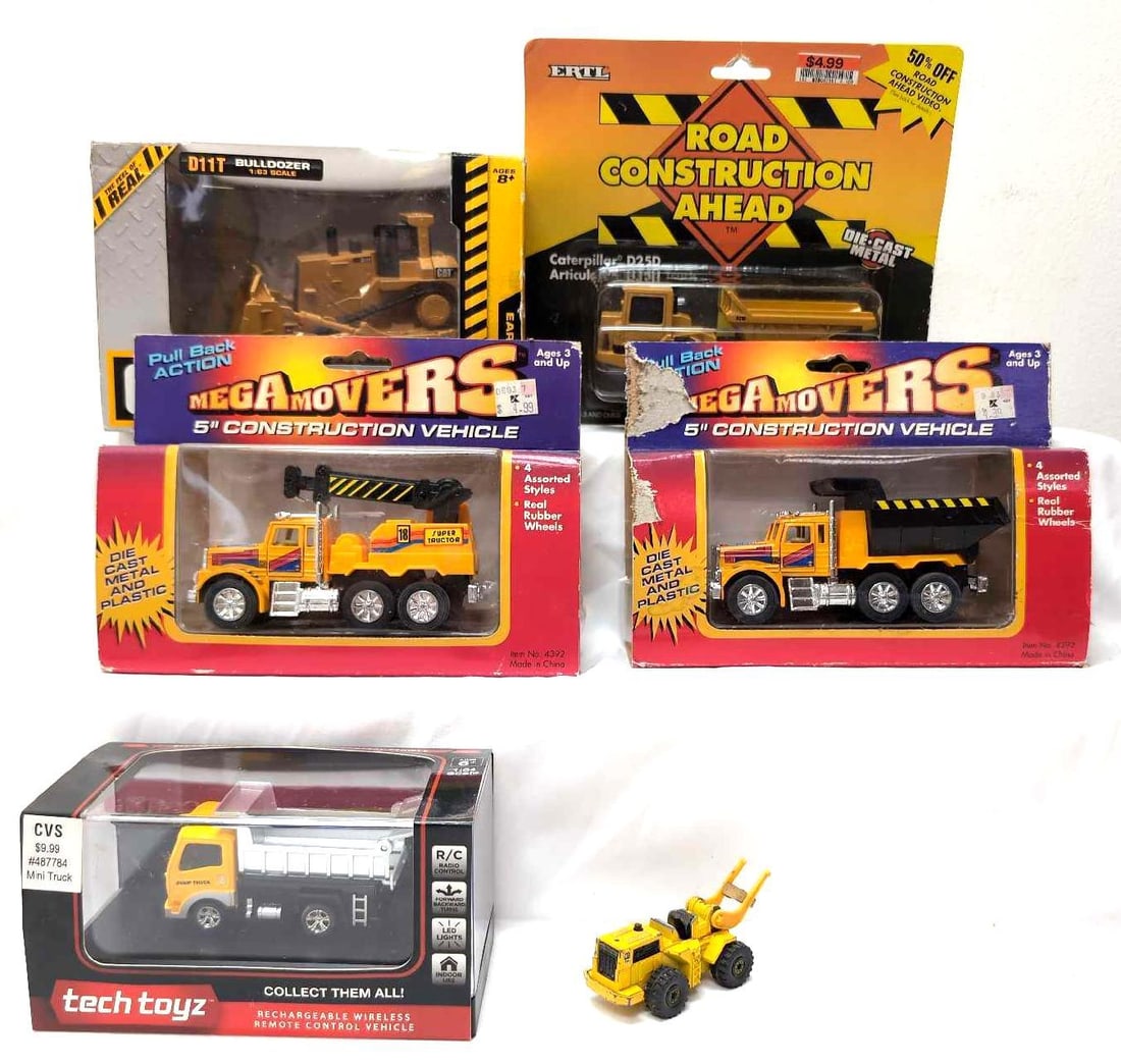 Seven Die Cast Construction Vehicles Cat Ertl Mega Movers and More (1 of 10)