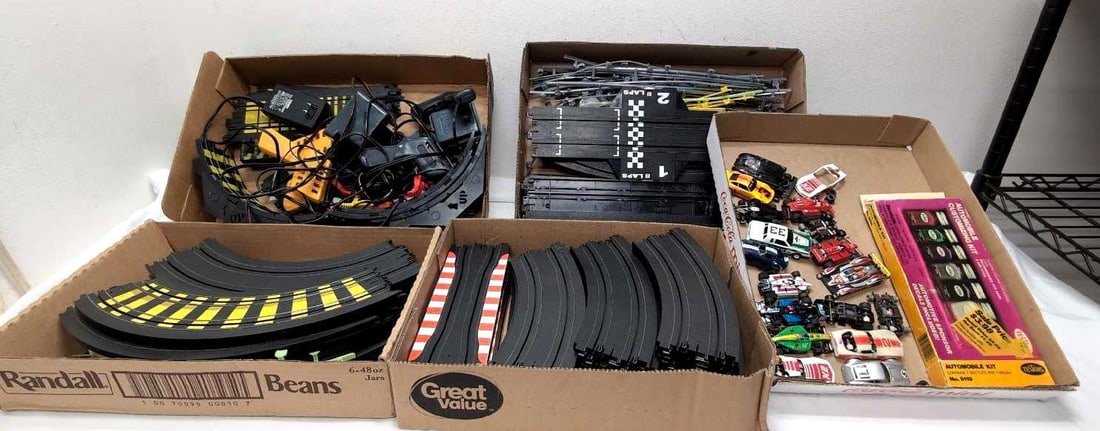 Huge lot of Aurora AFX Tyco track cars controllers power packs (1 of 8)