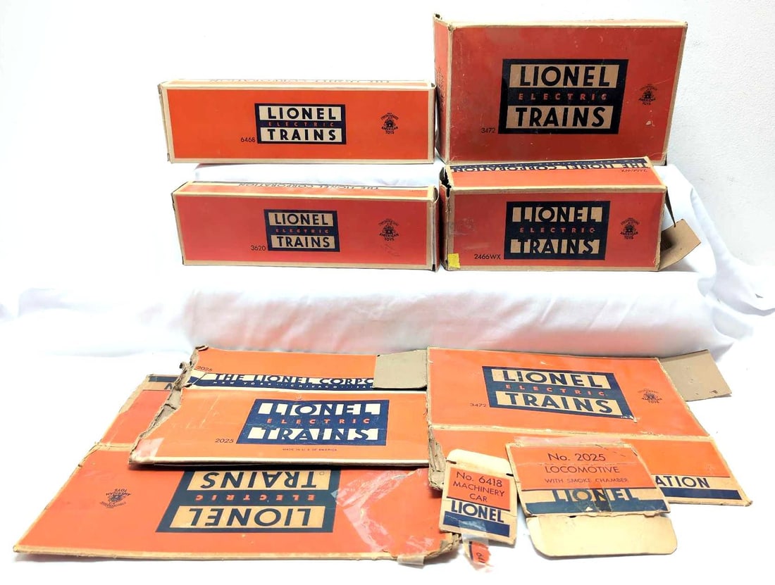 Postwar Lionel O Gauge 3620 3472 2466WX 2025 More (1 of 5)