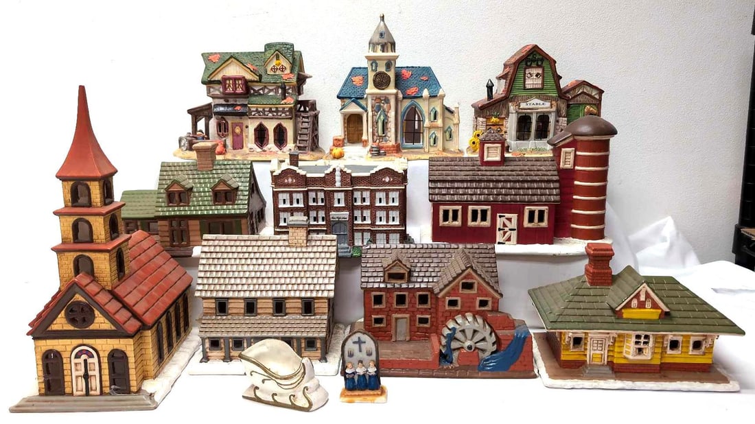 Ten homemade layout buildings well detailed Alva OK (1 of 8)