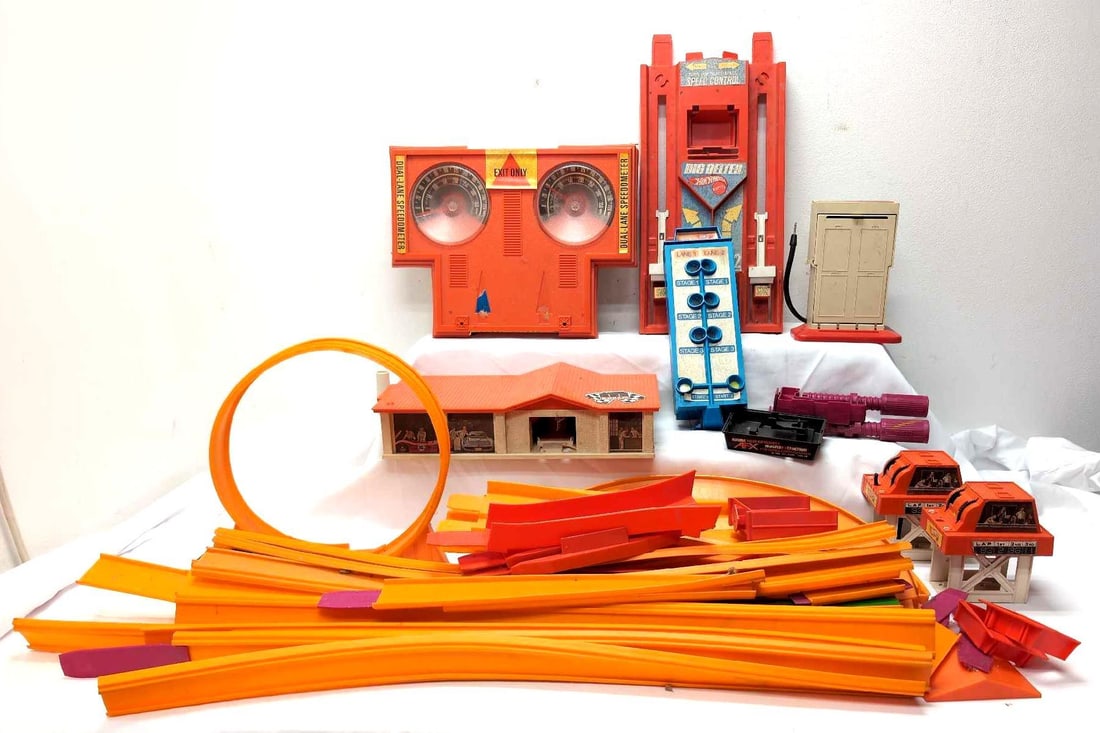 Hot Wheels Big Belter Super Charger Dual Lane Speedometer (1 of 9)