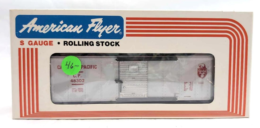 Modern American Flyer S Gauge 48302 Canadian Pacific box car in box (1 of 10)