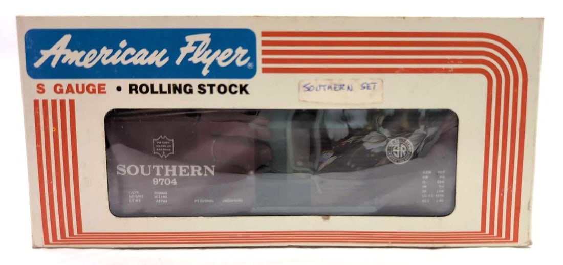 Modern American Flyer S Gauge 9704 Southern box car in box (1 of 10)