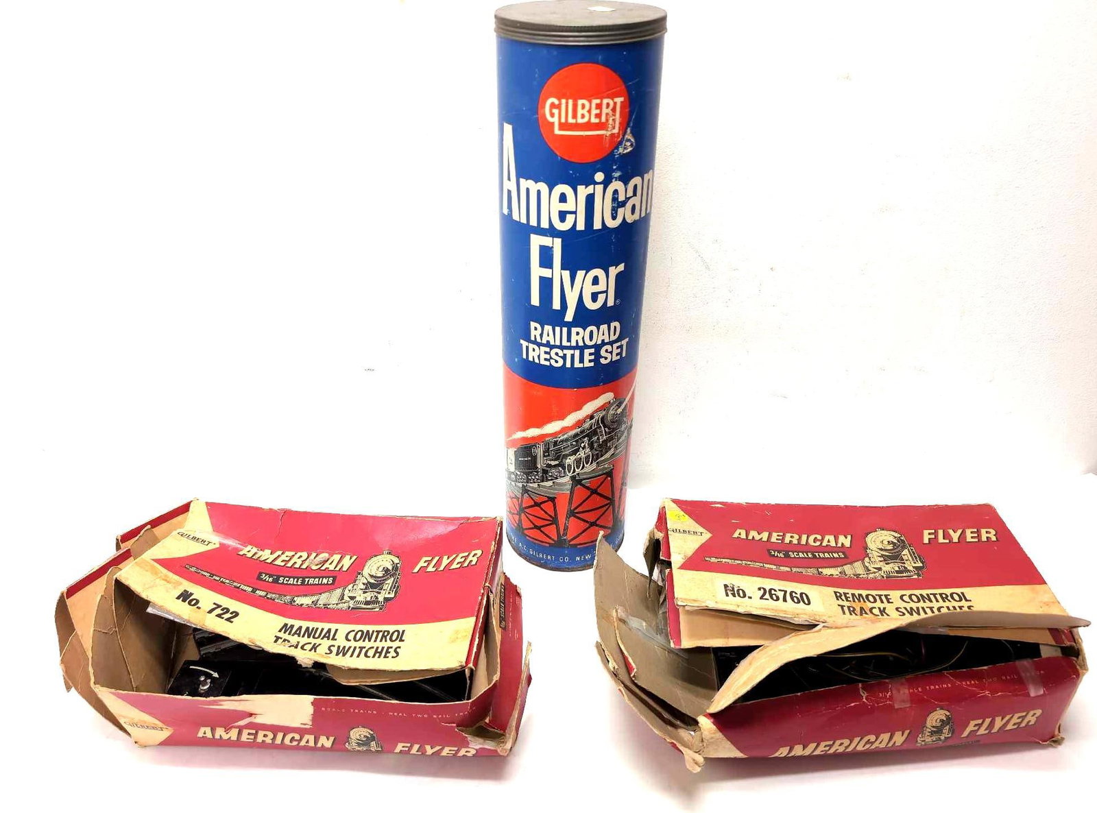 Postwar American Flyer S Gauge 26782 26760 722 switches and trestles (1 of 20)