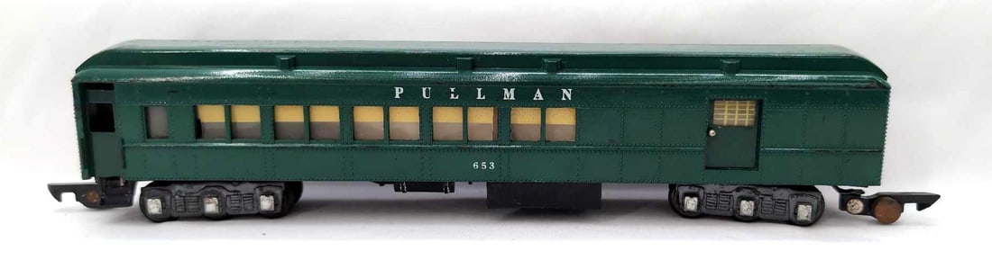 Postwar American Flyer S Gauge green painted 653 combine long trucks: Postwar American Flyer S Gauge green painted, center stamped 653 Pullman combine with long trucks, high C6+ shiny and clean.