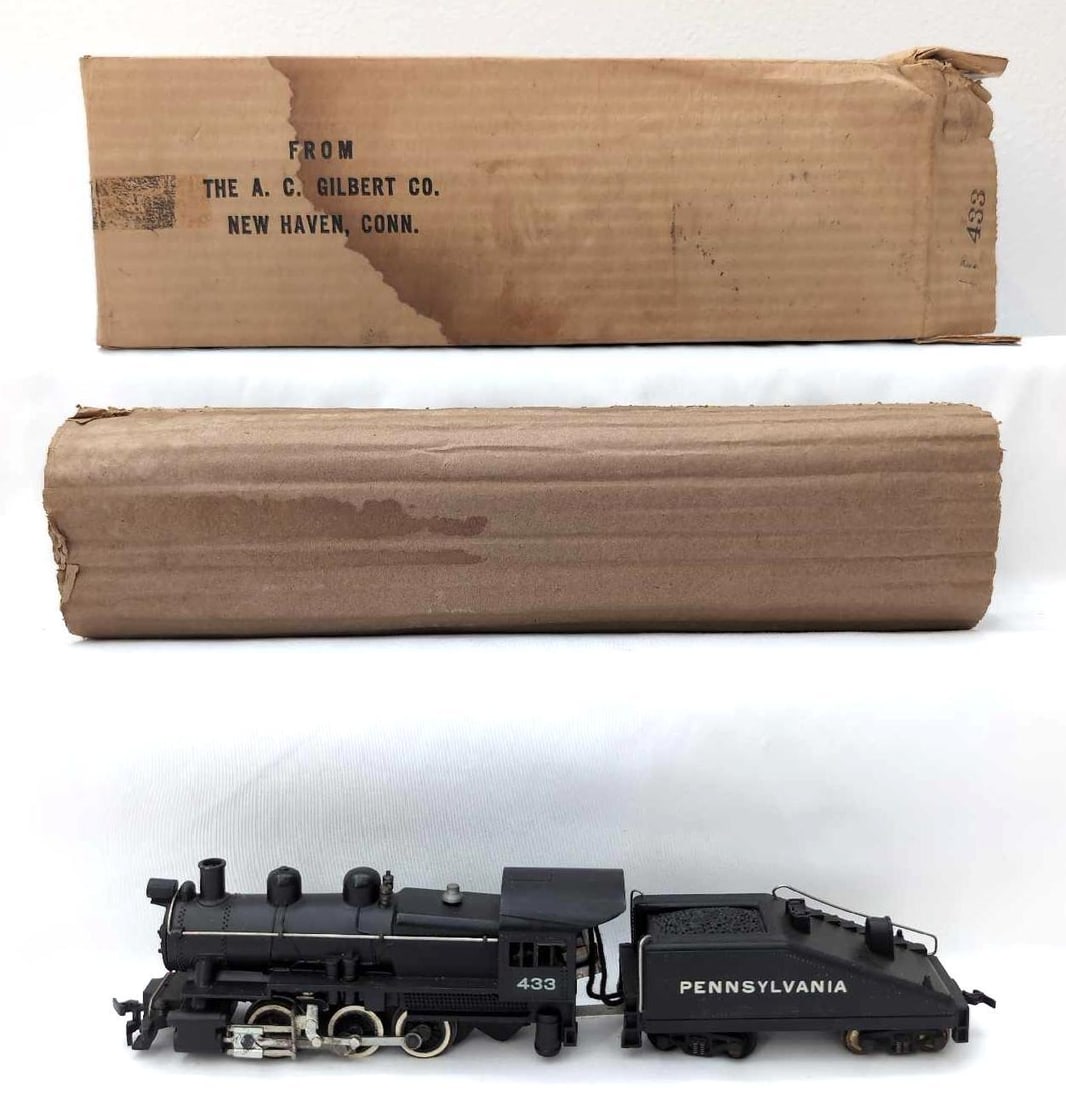 Postwar American Flyer HO Gauge 433 PRR in box (1 of 9)