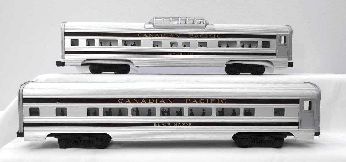 Modern MTH CP coach vista dome ribbed aluminum (1 of 5)