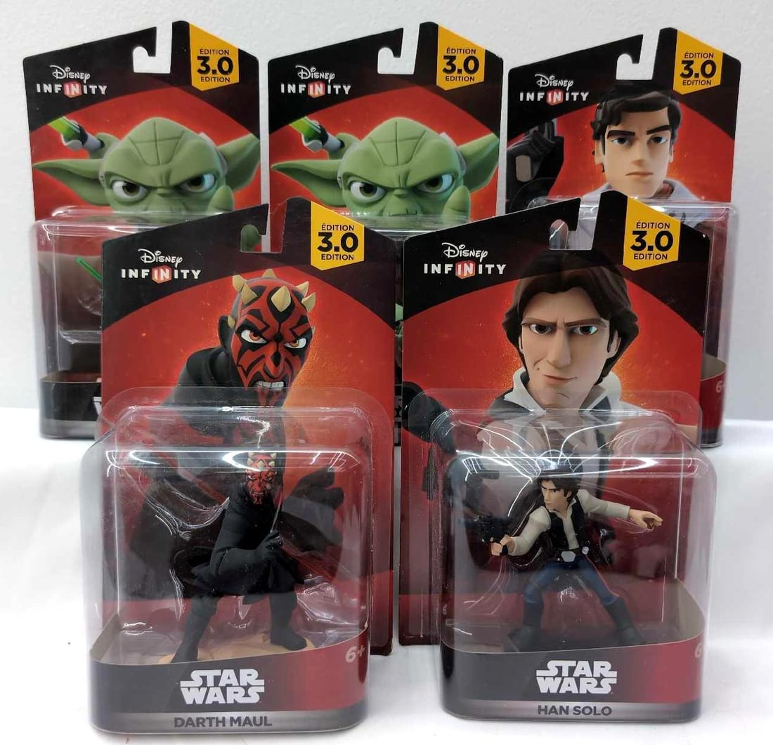 Disney Infinity 3.0 Edition Star Wars figures on card (1 of 7)