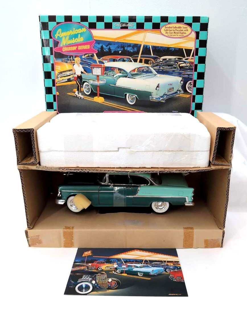 Ertl Collectibles 1:18 die-cast 7906 Ted's Drive-In MIB: Ertl Collectibles 1:18 scale die-cast 7906 Ted's Drive-In MIB. Car is Mint in original box, opened box, may or may not have been removed from box (vent window is loose from car, included). Die-cast 19