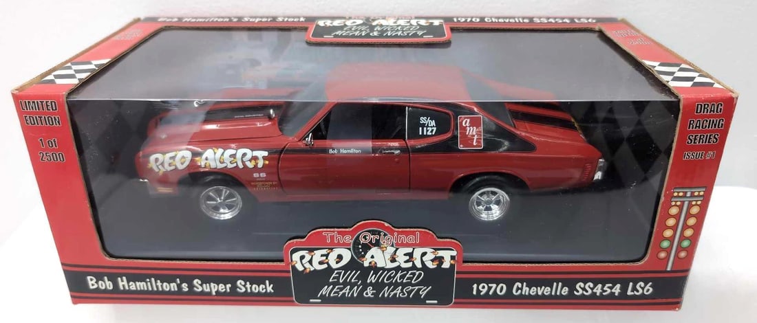 Ertl 1:18 29108 Bob Hamilton's Super Stock Chevelle MIB: Ertl Collectibles 1:18 scale die-cast 29108 Bob Hamilton's Super Stock Red Alert 1970 Chevrolet Chevelle SS454 LS6 MIB with literature. Car is Mint in original box, open box, may or may not have been 