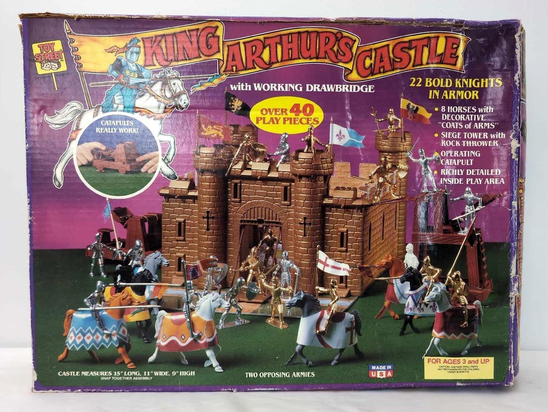 Toy Street Medieval King Arthurs Castle Play Set (1 of 17)