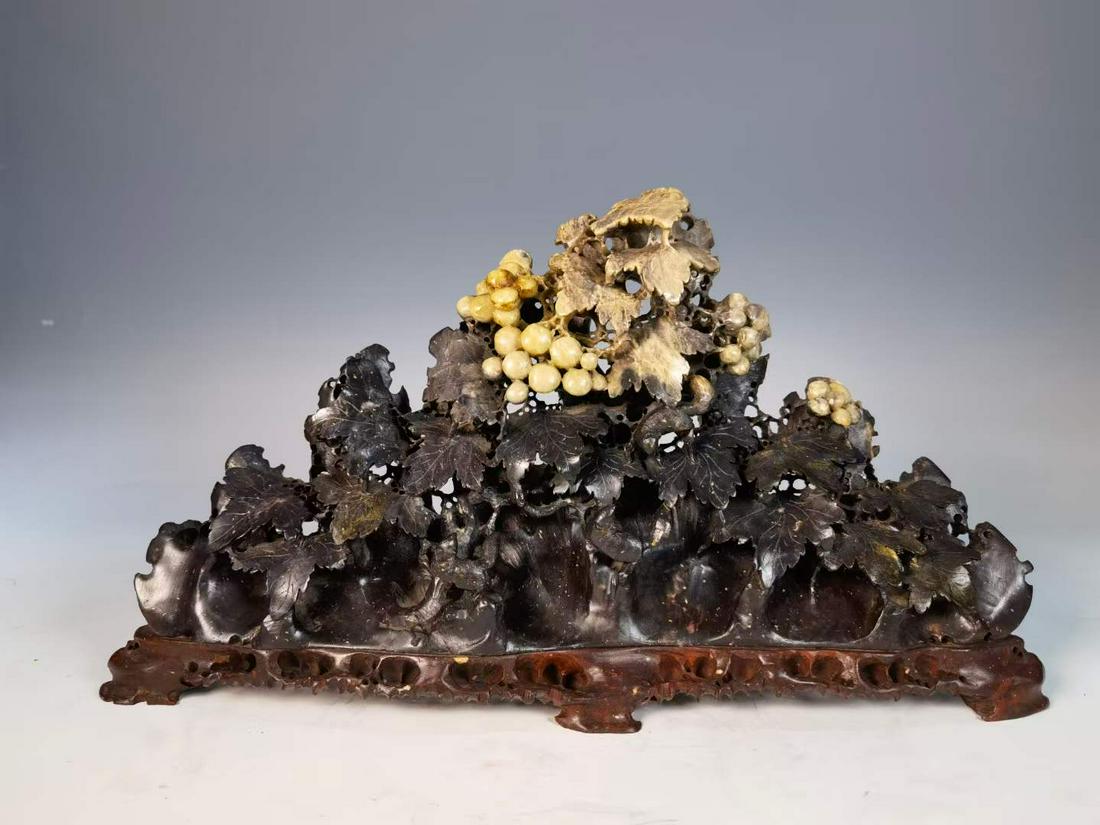 Qingtian stone qiaose carved squirrel grape mountain ornament (1 of 8)