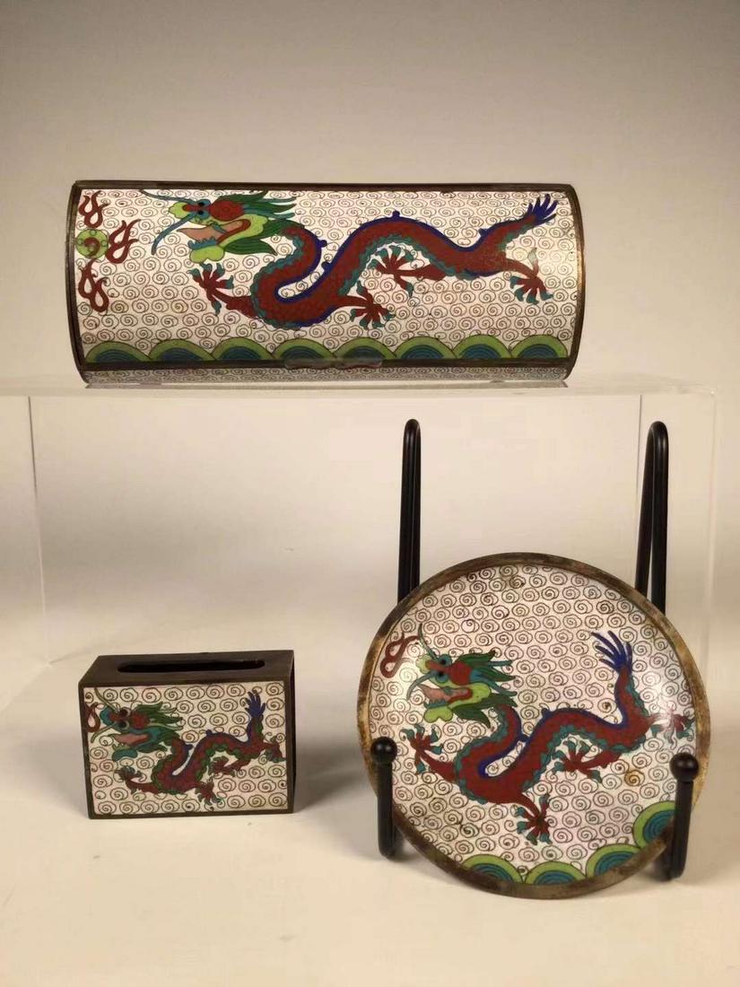 Republic of China Cloisonne white background dragon pattern box and plate set (1 of 9)