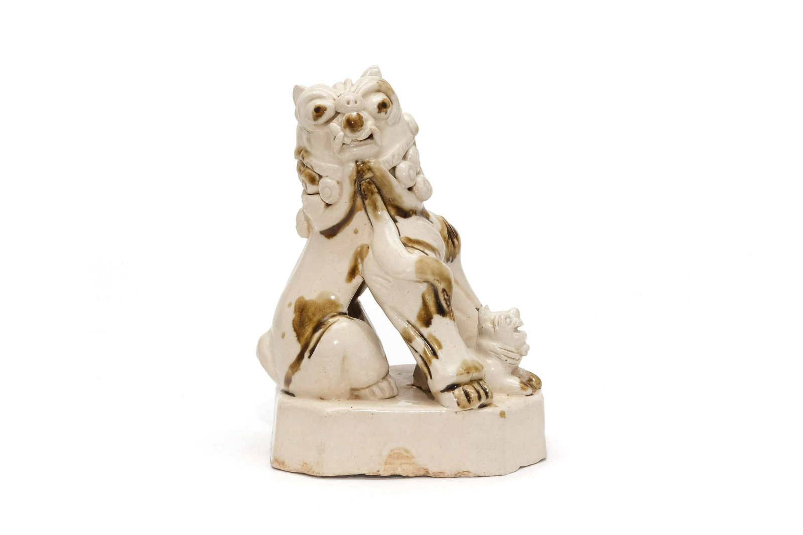 Cizhou Kiln Lion (1 of 8)