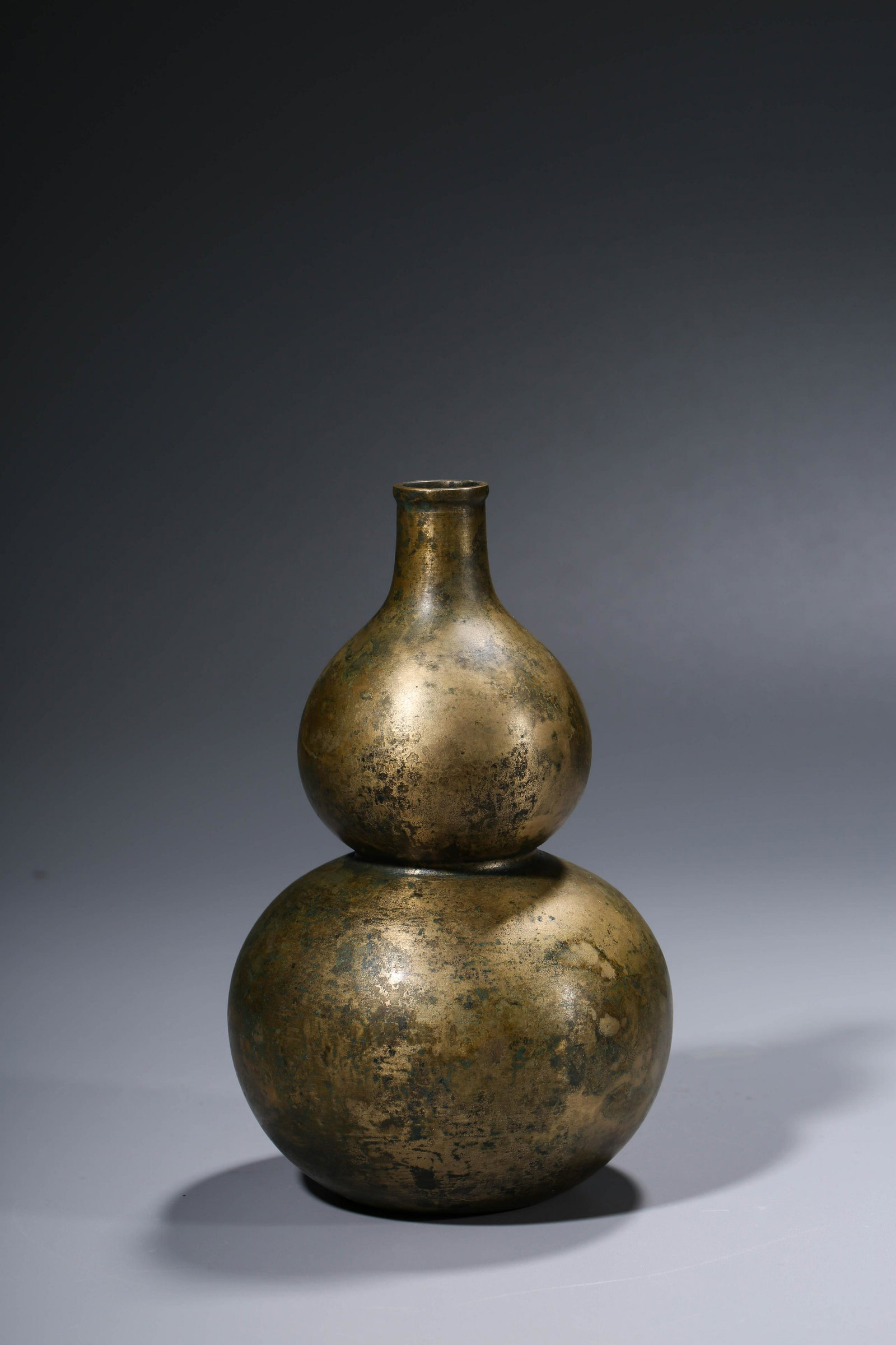 Copper gilt gourd bottle (1 of 5)