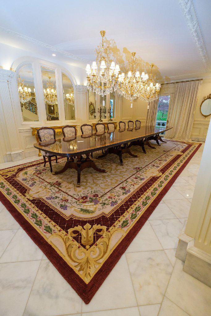 Rug custom made (1 of 8)
