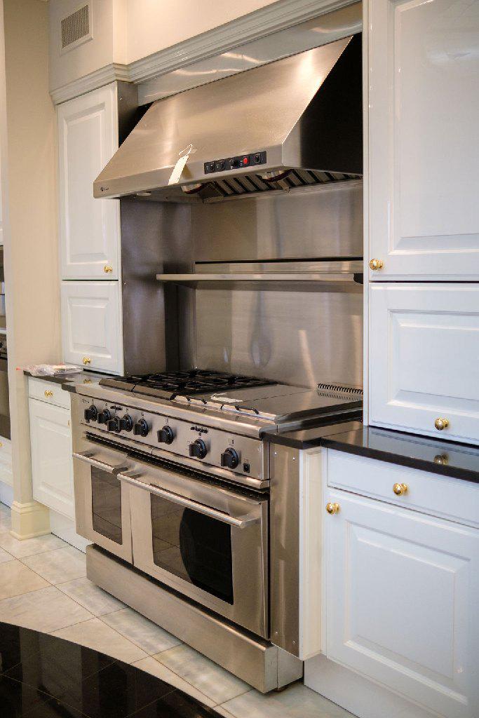 48" GE Monogram dual fuel double oven 4 burner Stove (1 of 6)