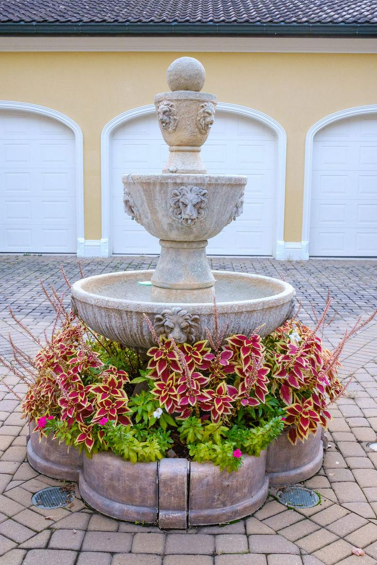 3 tier concrete fountain w/lions head and scalloped (1 of 3)