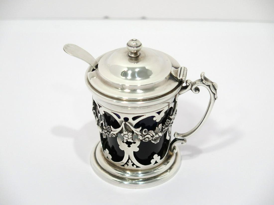 3 5/8 in - Sterling Silver Blue Glass Gorham Antique Floral Garland Mustard Pot: Dimensions (h x l x d): 3 5/8 x 3.25 x 2 3/8 in