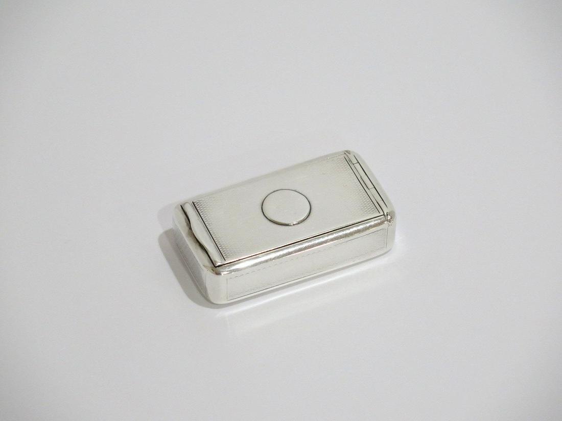 2.5 in Sterling Silver Gilded Interior Antique English London 1811 Snuff Box (1 of 6)