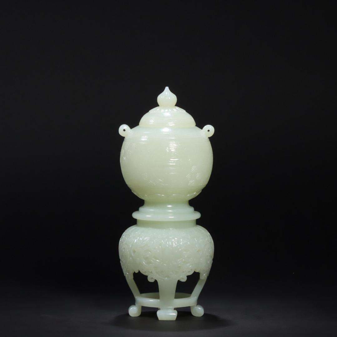 A Hetian Jade Stemjar (1 of 9)