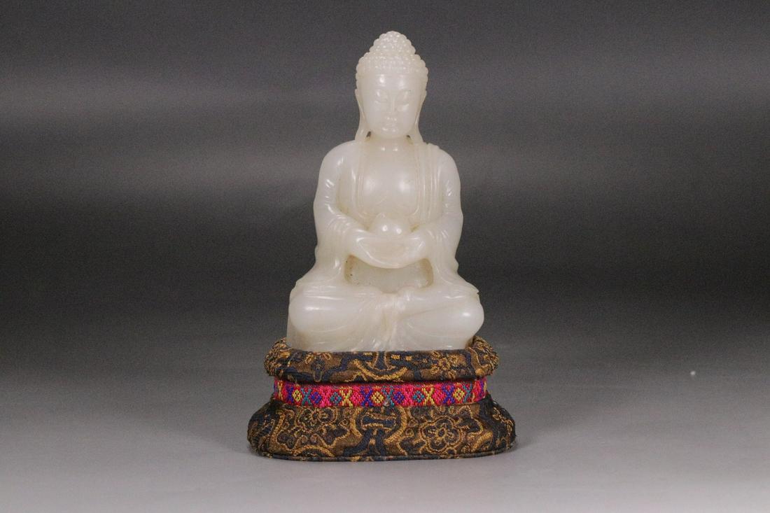 A Hetian Jade Figure Of Guanyin (1 of 9)