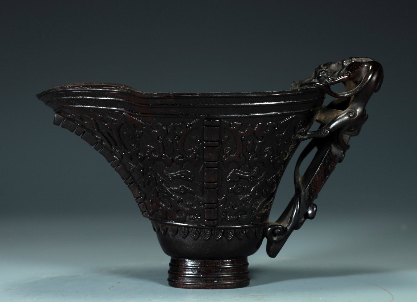 A Zitanwood 'Dragon& Phoenix' Cup (1 of 8)