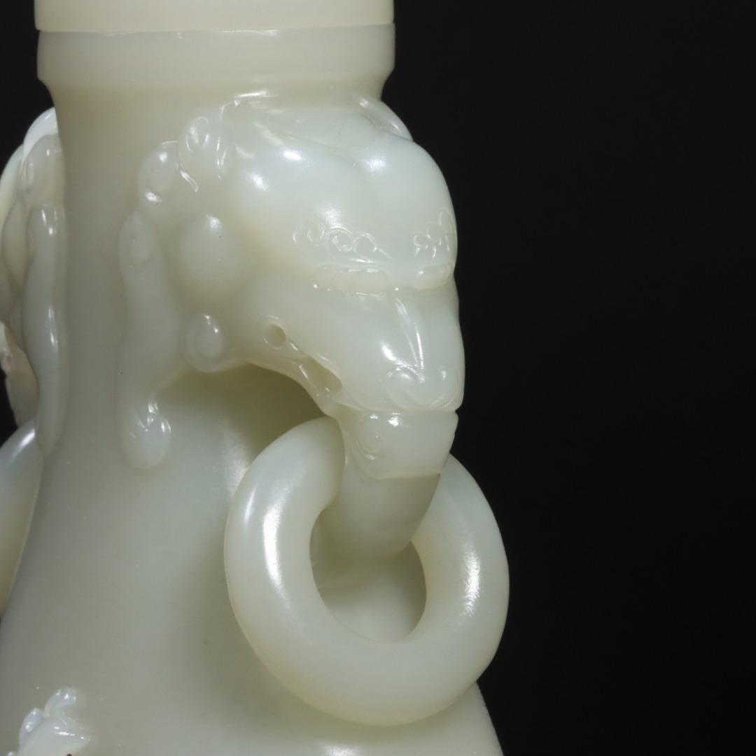 A Yueyao Incised 'Dragon' Ewer (1 of 8)
