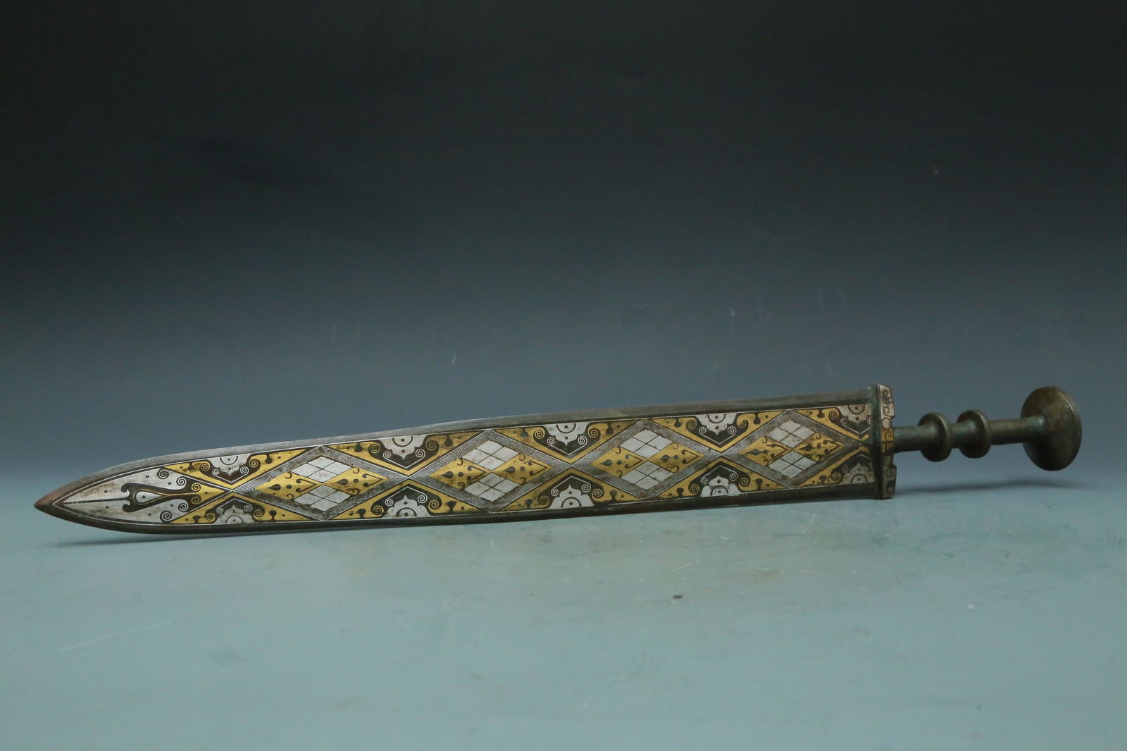 A Wonderful Bronze Gold& Silver-Inlaid Decoration (1 of 6)