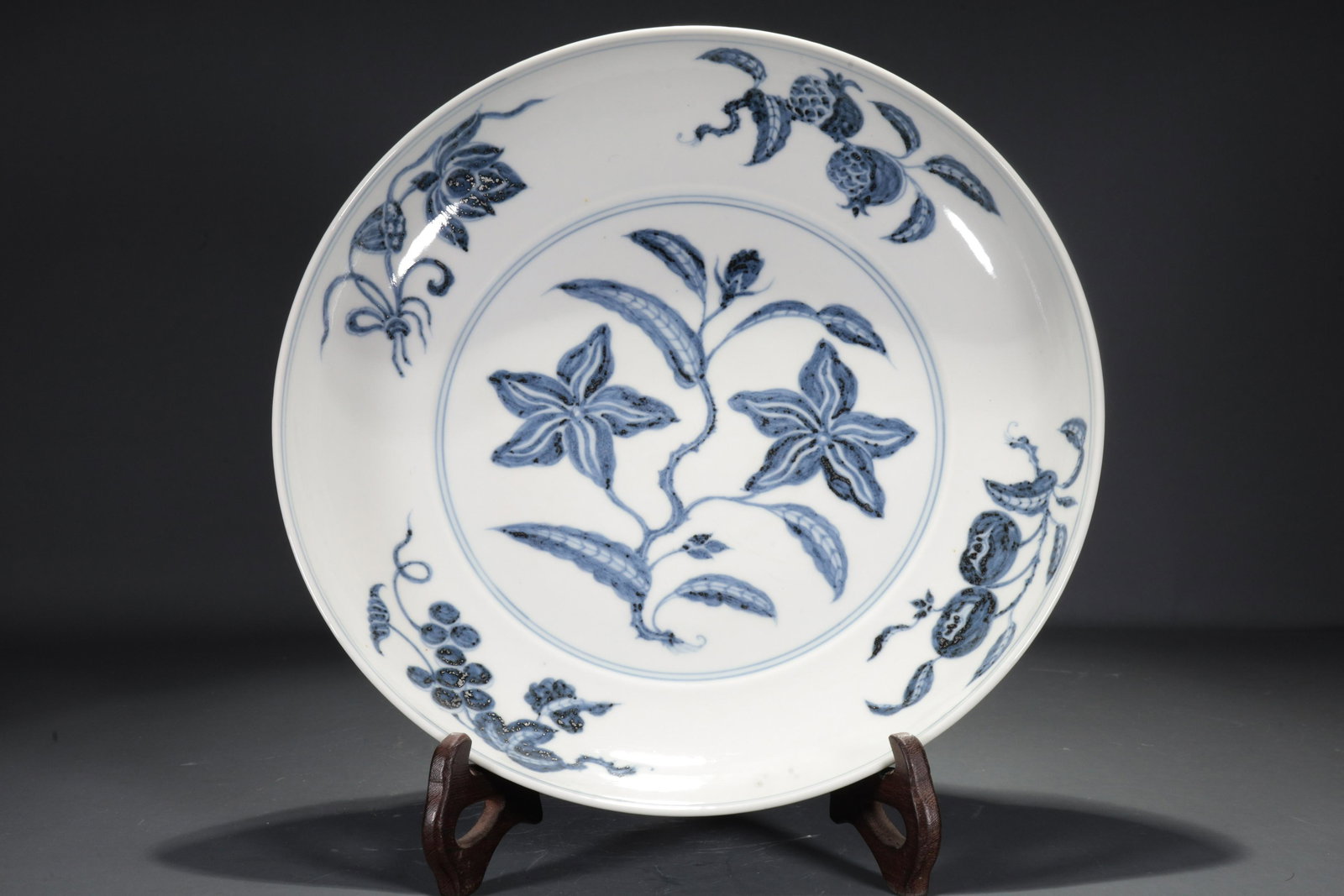 A Blue And White 'Flower& Fruit' Dish (1 of 8)