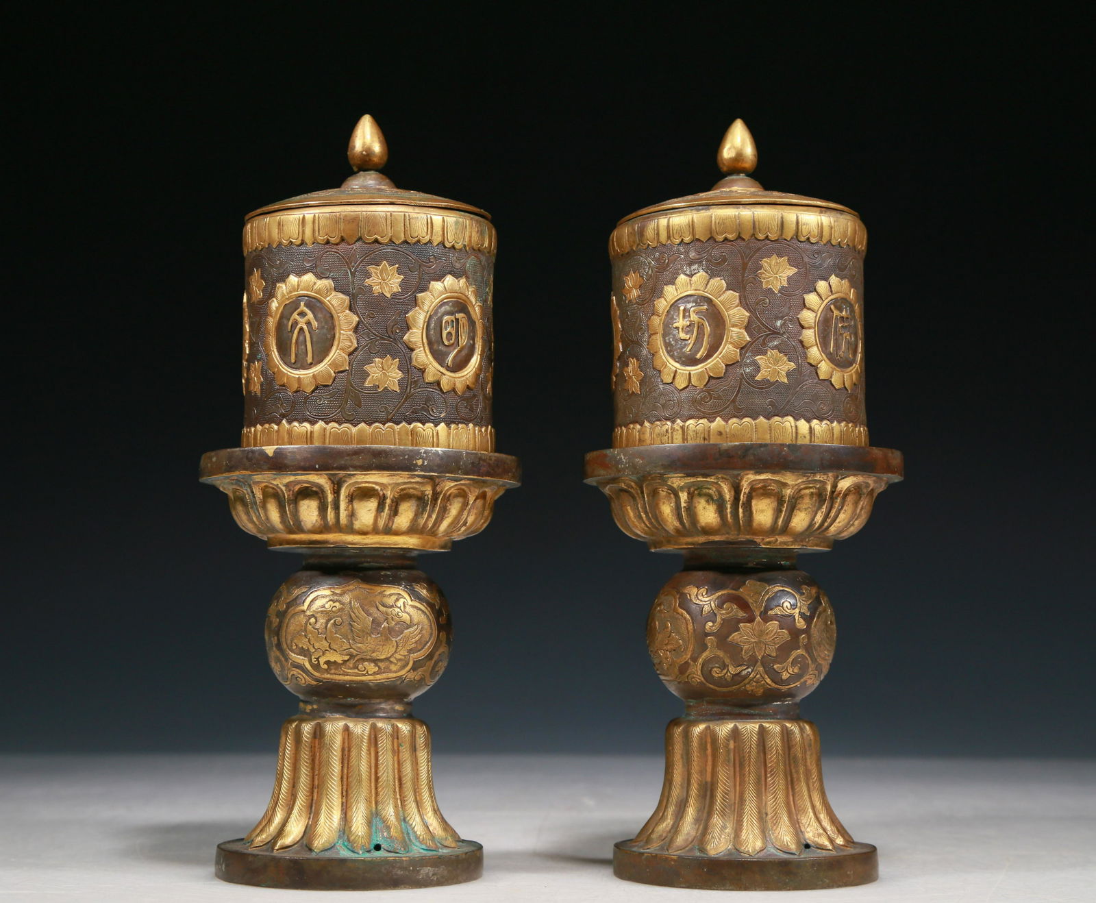 A Brilliant Pair Of Gilt-Bronze Silver 'Phoenix& Flower' Jars With Inscriptions (1 of 9)