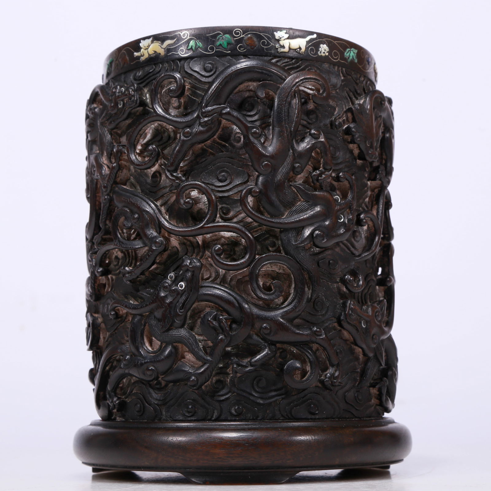 A Precious Zitanwood Gem-Inlaid 'Chi-Dragon& Auspicious Cloud' Brush Pot (1 of 8)