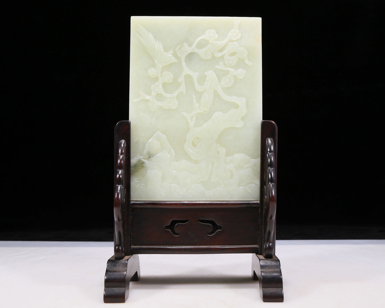 A Fantastic White Jade 'Bird& Flower' Table Screen (1 of 15)