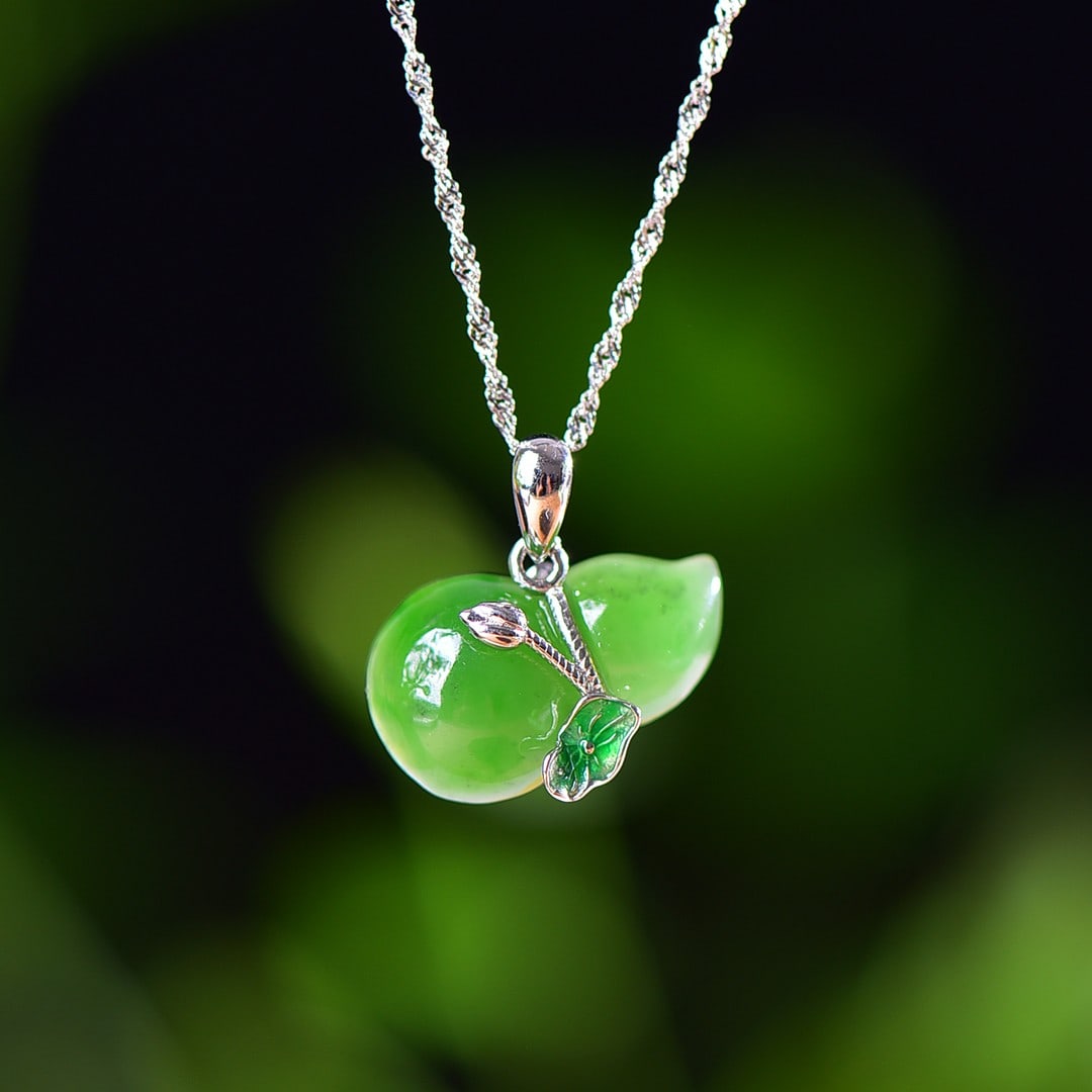 Silver inlaid Hetian jade pendant (1 of 6)