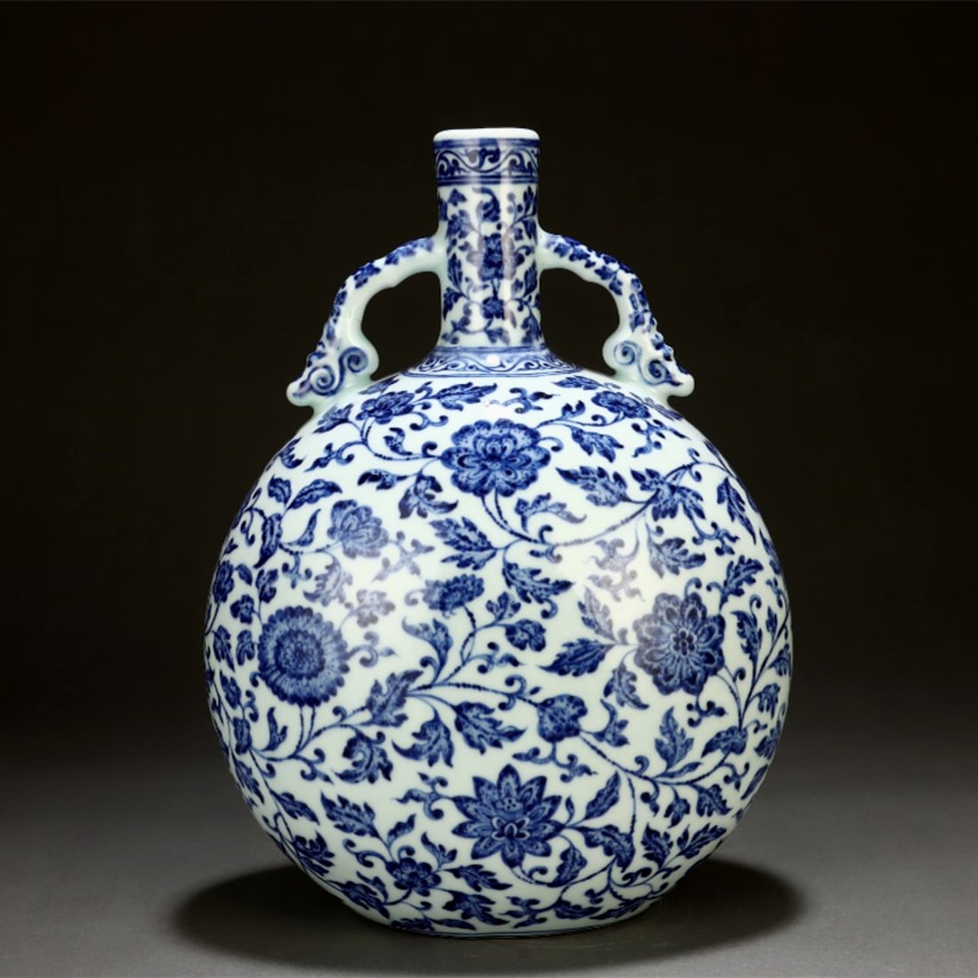 An exquisite blue and white floral amphorae (1 of 9)