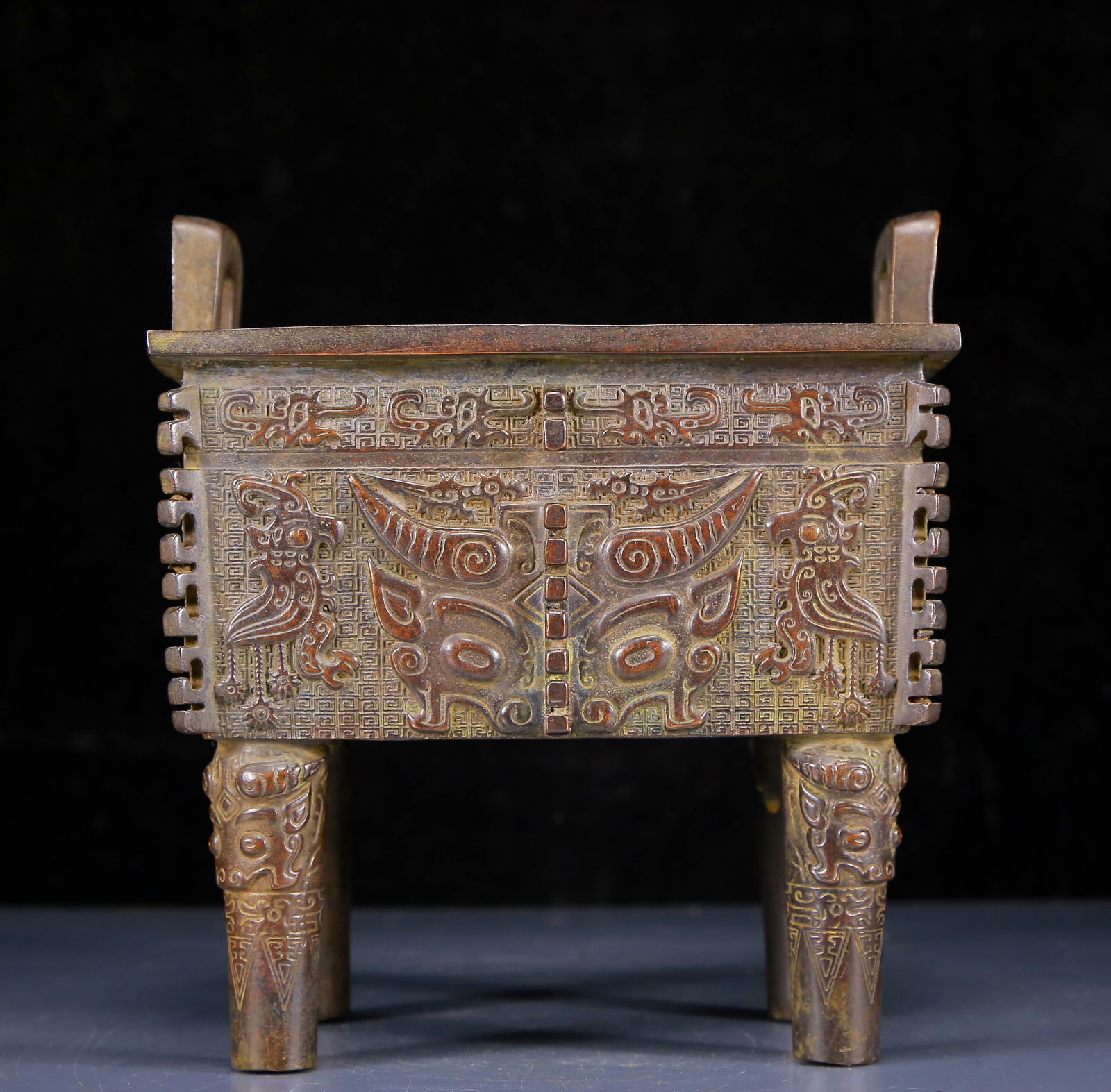 A Rare Bronze Beast-Face Pattern Double-Ears Censer (1 of 9)