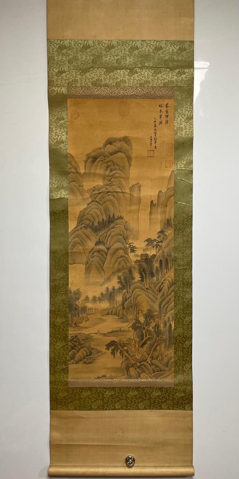 A Chinese Vertical Scroll Ink Painting of Landscape on Silk,Wang Hui: A Chinese Vertical Scroll Ink Painting of Landscape on Silk,Wang Hui,Size:88cmx33cm 中国水墨绢本山水画立轴，王翬
