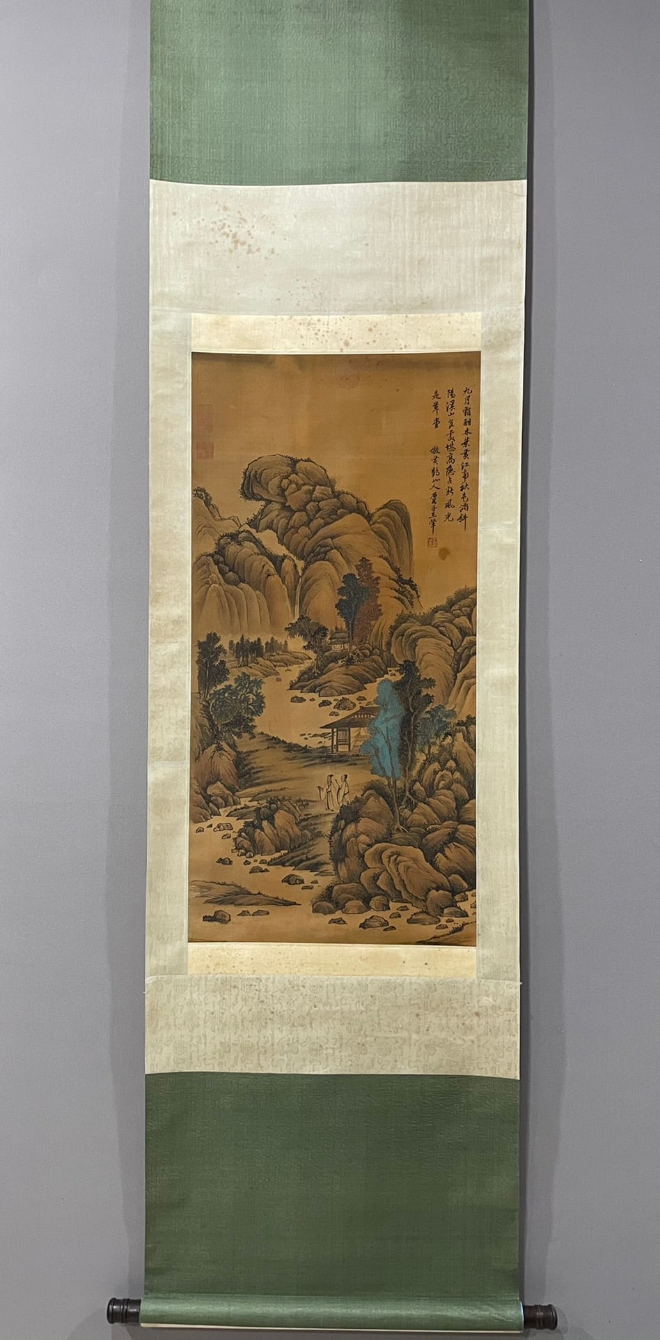A Chinese Vertical Scroll Ink Painting of Landscape on Silk,Wang Hui: A Chinese Vertical Scroll Ink Painting of Landscape on Silk,Wang Hui,Size:66cmx42cm. 中国水墨绢本山水画立轴，王翬