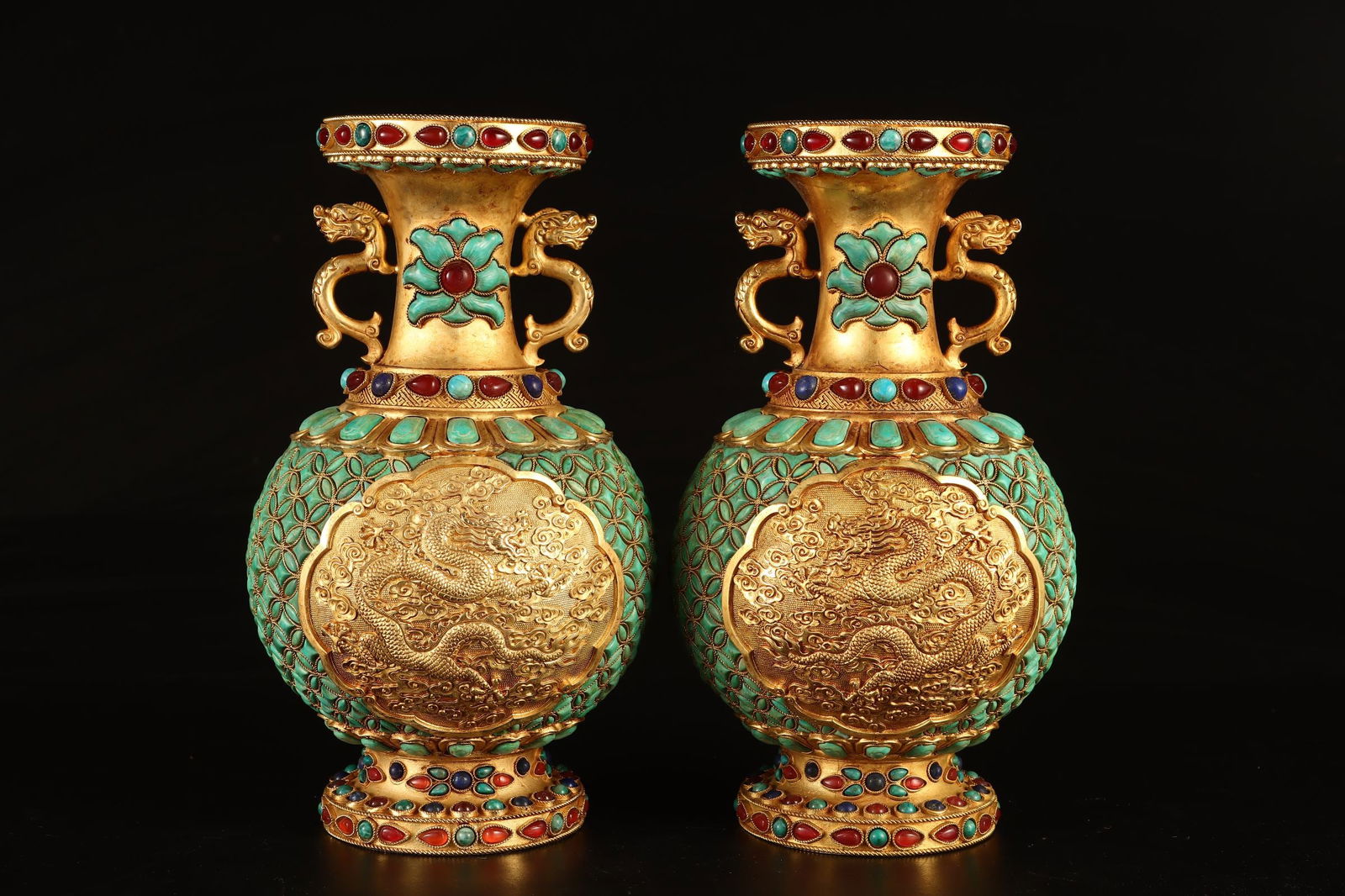 A Pair of Rare Gilt Bronze Inlaid Turquoise Dragon Pattern Double-Ears Vases, Inlaid Agate (1 of 9)