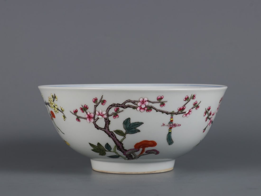 An Exquisite Blue and White Famille-Rose Flower and Bird Pattern Bowl (1 of 9)