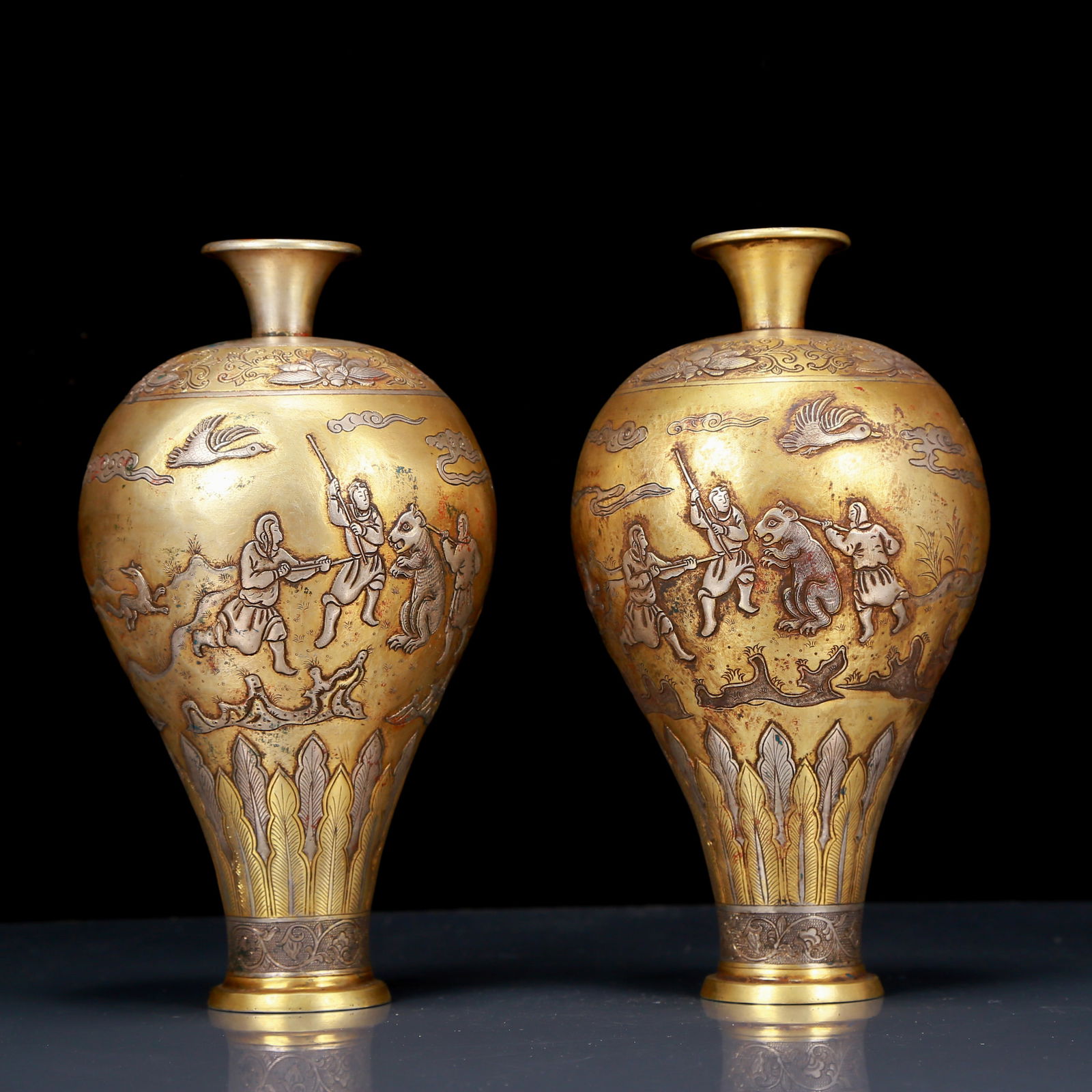 An Exquisite Silver Gilt Character and Story Pattern Vase (1 of 6)