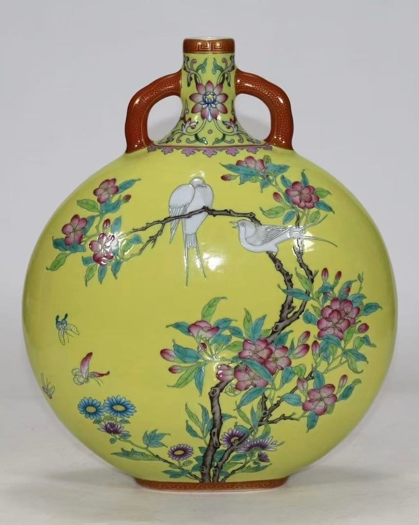 A Exquisite Famille-Rose Yellow Glazed Flower and Bird Pattern Double-Ears Vase  (1 of 9)