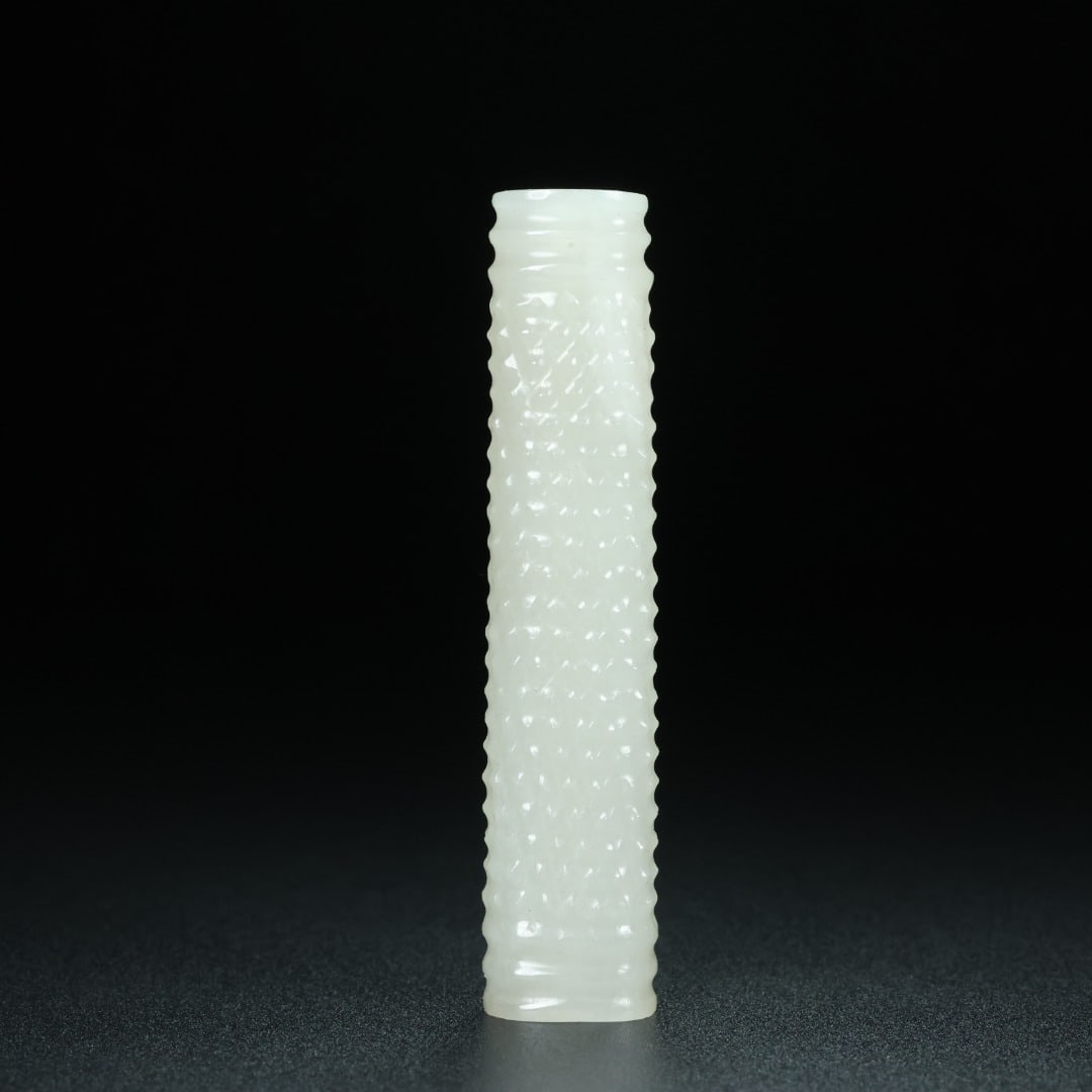 A Exquisite White Jade Ornament  (1 of 9)