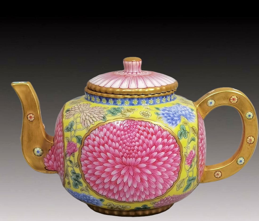 An Exquisite Yellow Ground Enamel Chrysanthemum Pattern Teapot (1 of 9)