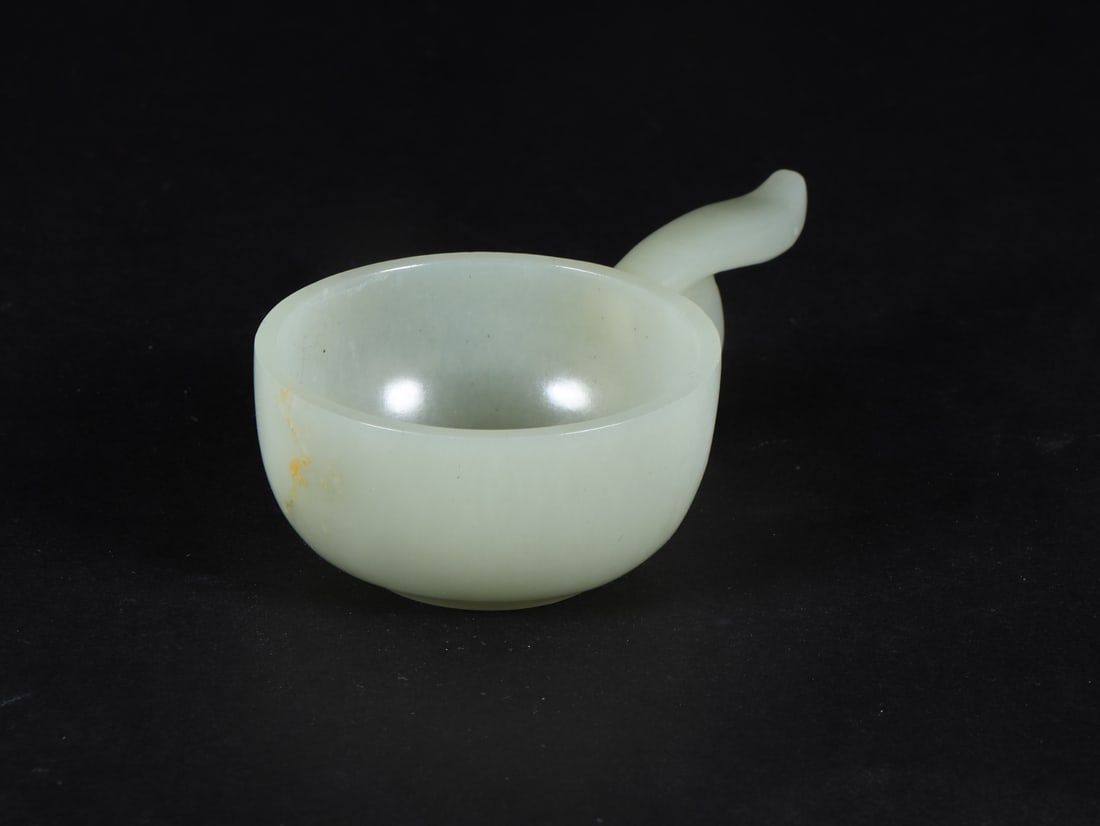 A Exquisite White Jade Cup  - 3