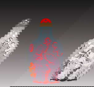 An Excellent Red-Overlay Snowflake Glass 'Figure' Snuff Bottle (1 of 7)