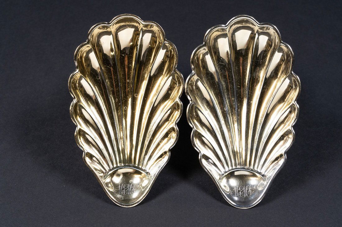 WILLIAM GALE JR. STERLING CLAM SHELLS (1 of 4)