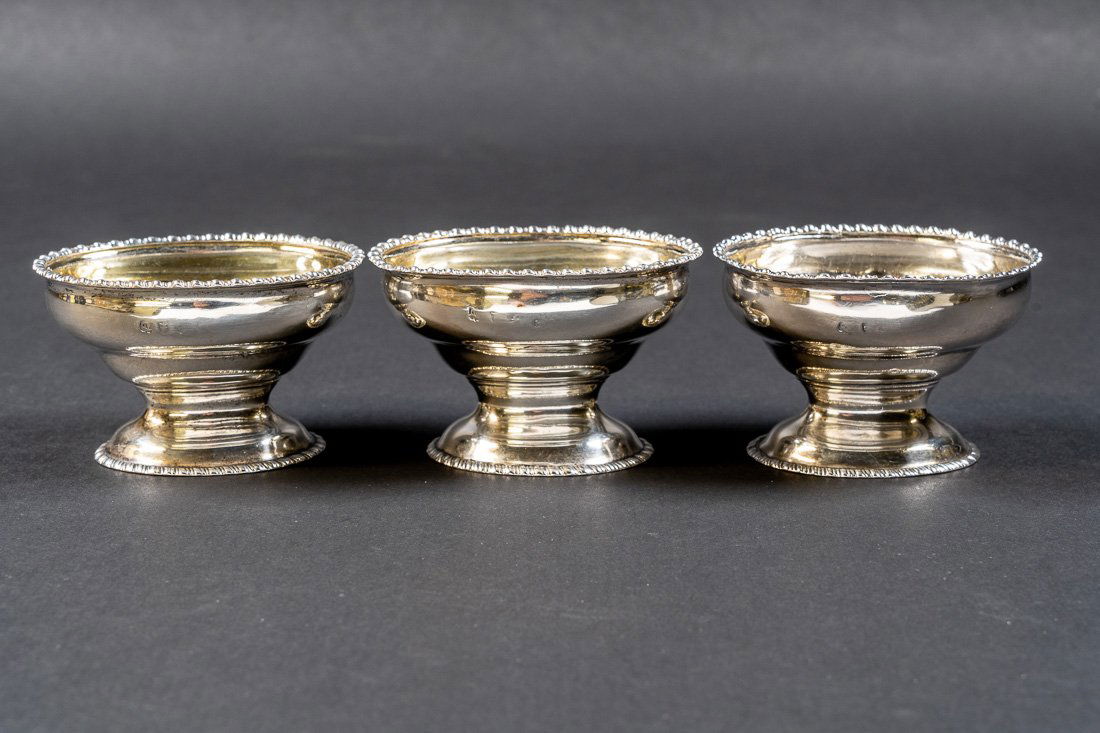ENGLISH STERLING MASTER SALT CELLARS (1 of 5)