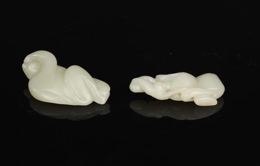 Set of 2 Jade Carved Monkey Ornaments (1 of 6)